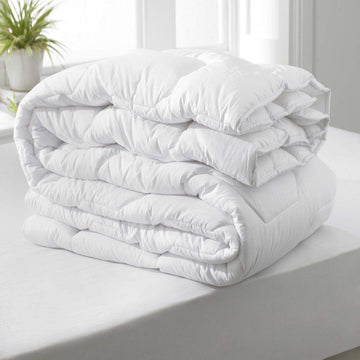 100% Hollow Fibre Warm Duvet Tog 4.5 Hotel Quality All Sizes Bed and Bath Linen