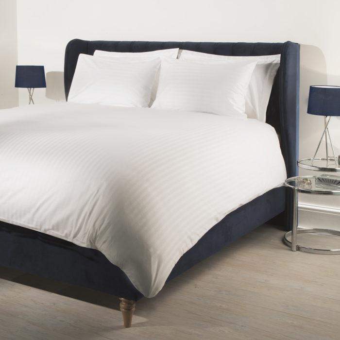 500 TC 100% Egyptian Cotton Sateen Stripe Duvet Cover & Fitted Sheet bedandbathLinens